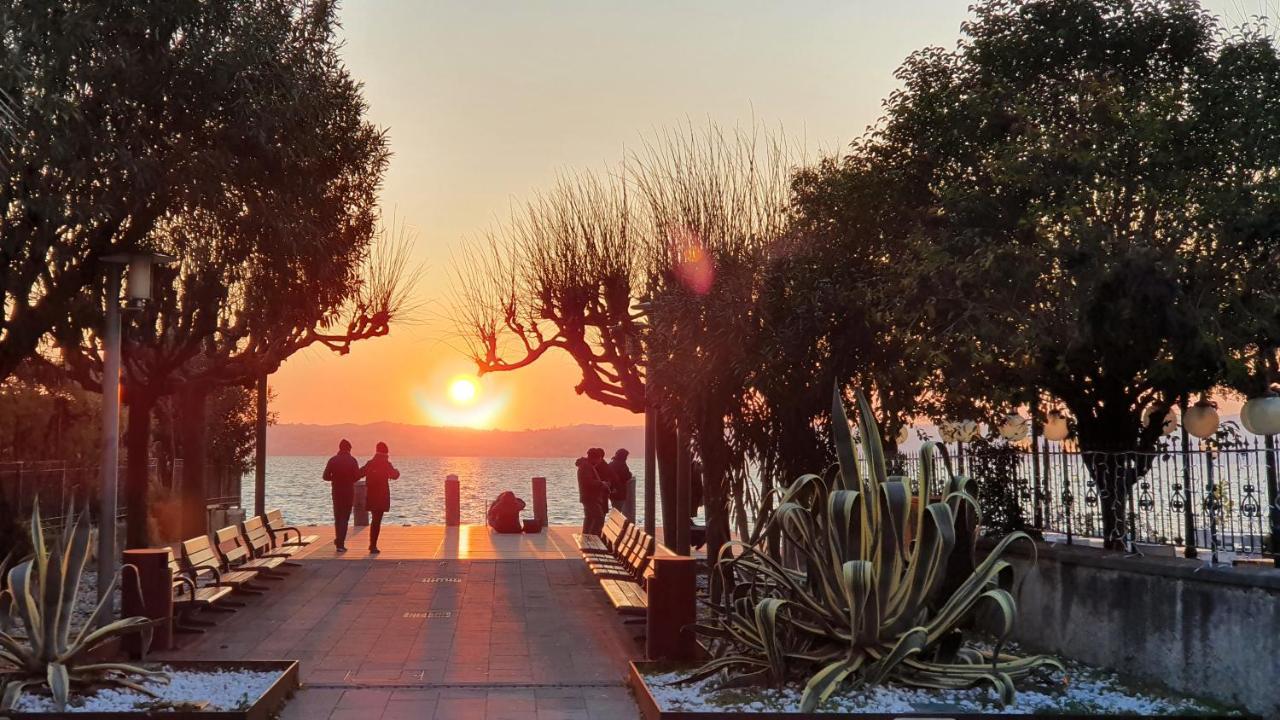 Appartamenti Adriana Sirmione Bagian luar foto