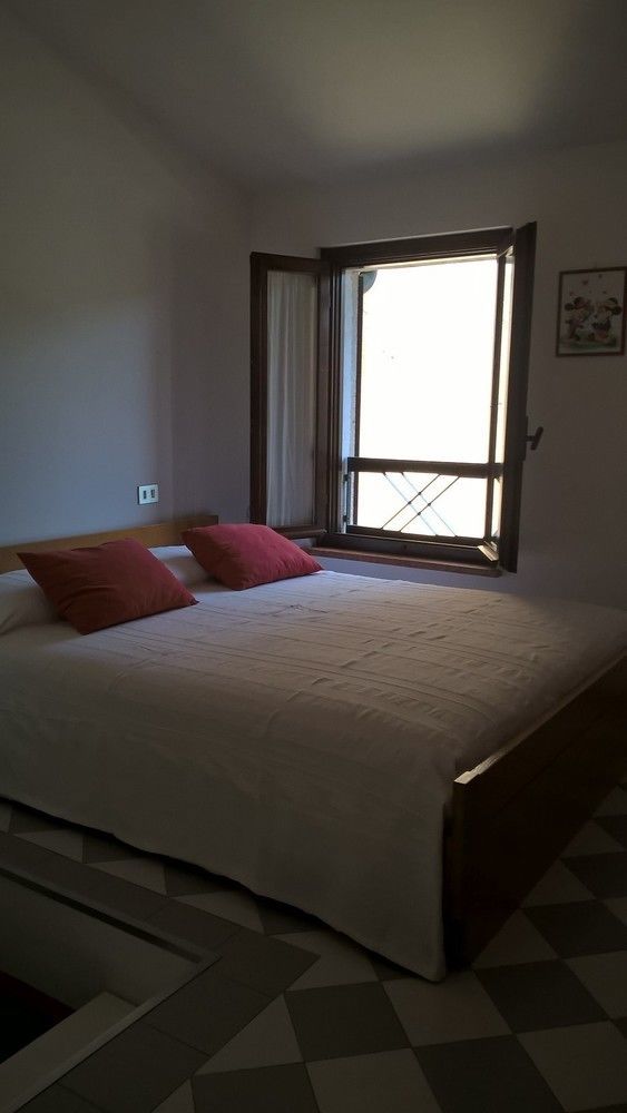Appartamenti Adriana Sirmione Bagian luar foto